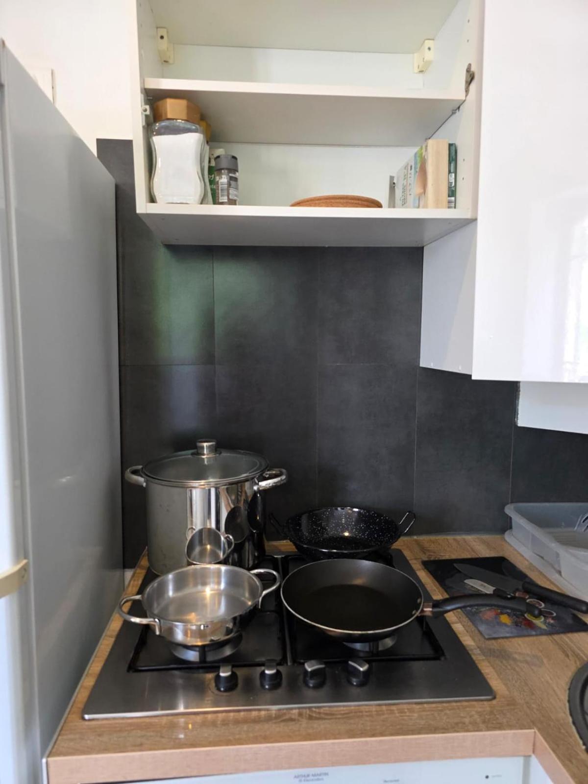 2 Spacious Bedrooms Near Riquier Station! Nice Bagian luar foto
